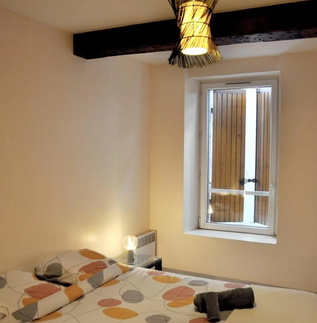 Cozy 1-Bedroom Apartment Near Vieux-Port Marseille